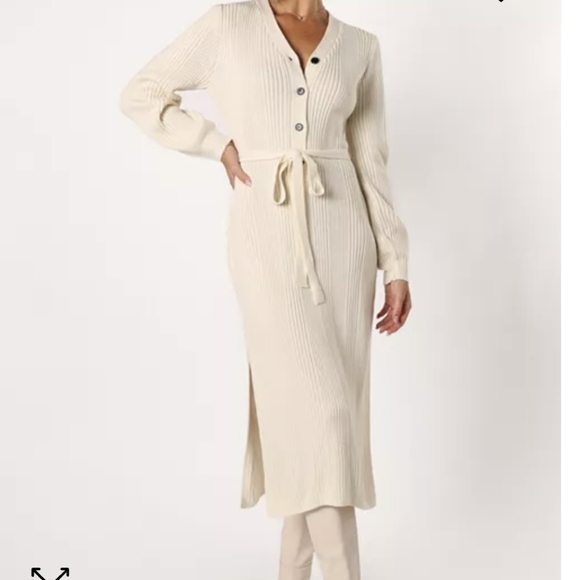 Petal & Pup Jasper Long Sleeve Midi Dress - Picture 2 of 4